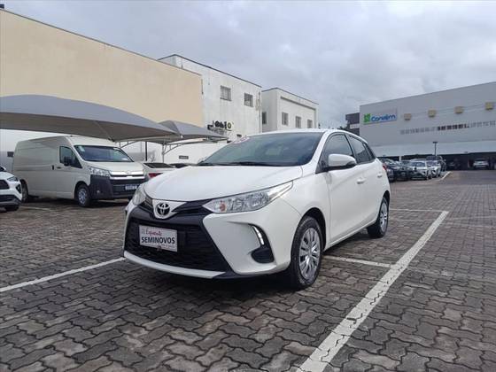 TOYOTA YARIS 1.5 16V FLEX XL MULTIDRIVE TOYOTA YARIS 1.5 16V FLEX XL MULTIDRIVE